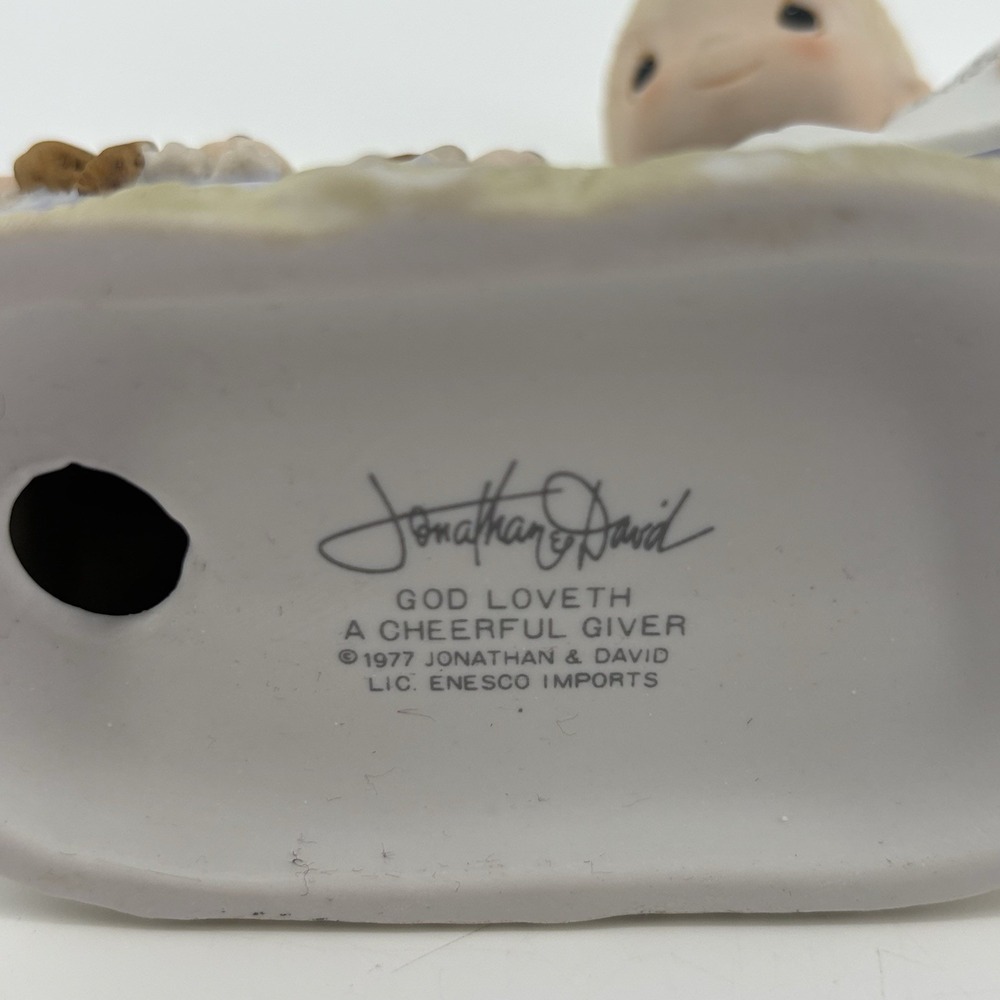 RARE 1977 Precious Moments "God Loveth a Cheerful Giver" Free Puppies Figurine - Picture 9 of 15